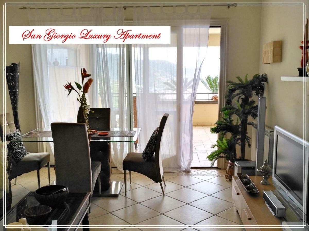 San Giorgio Luxury Apartment Taormina-Panoramic Pool & Parking Space מראה חיצוני תמונה